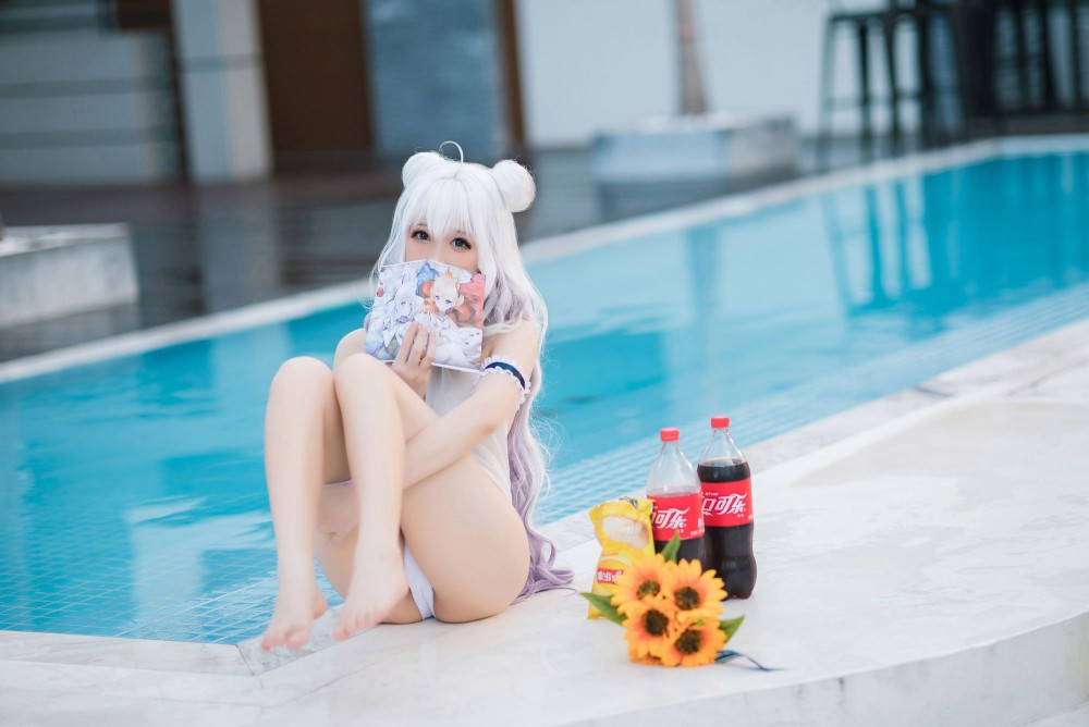 焖焖碳是一位新晋的职业Coser,凭借一??2
