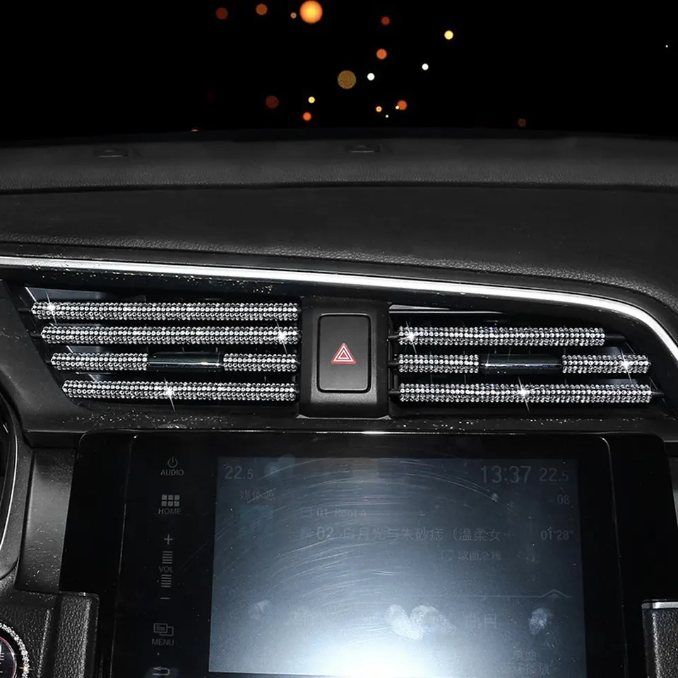 thumbnail image 2 of Accesorios de coche para mujer, embellecedor de salida de ventilación de coche brillante, tira decorativa de aire acondicionado de coche con diamantes de imitación, 2 of 4