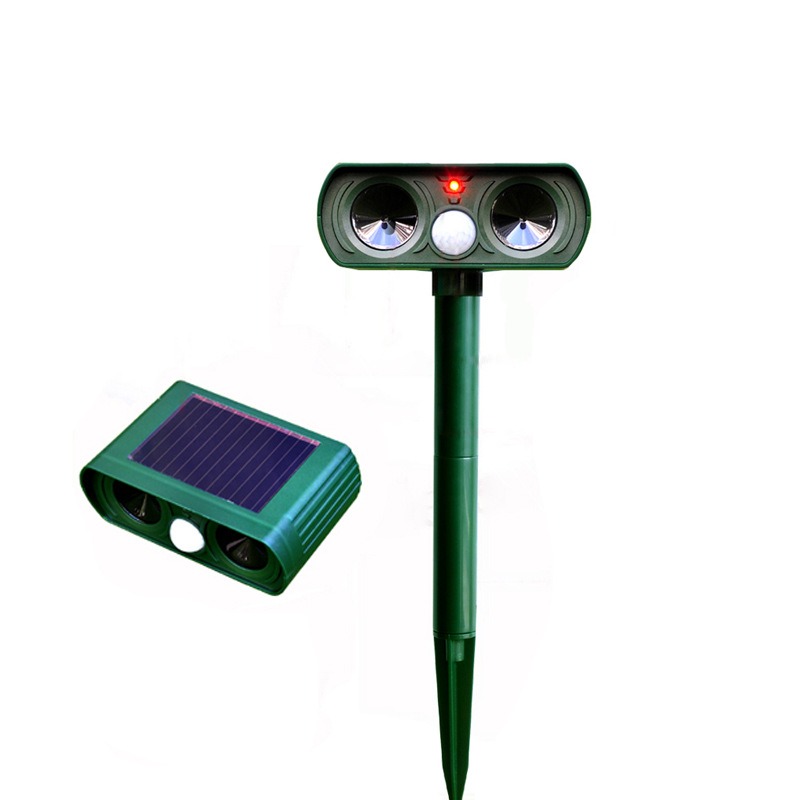thumbnail image 2 of Repelente Solar de Animales YONGSHENG con Sensor de Movimiento y Alarma de Luz LED, 2 of 5