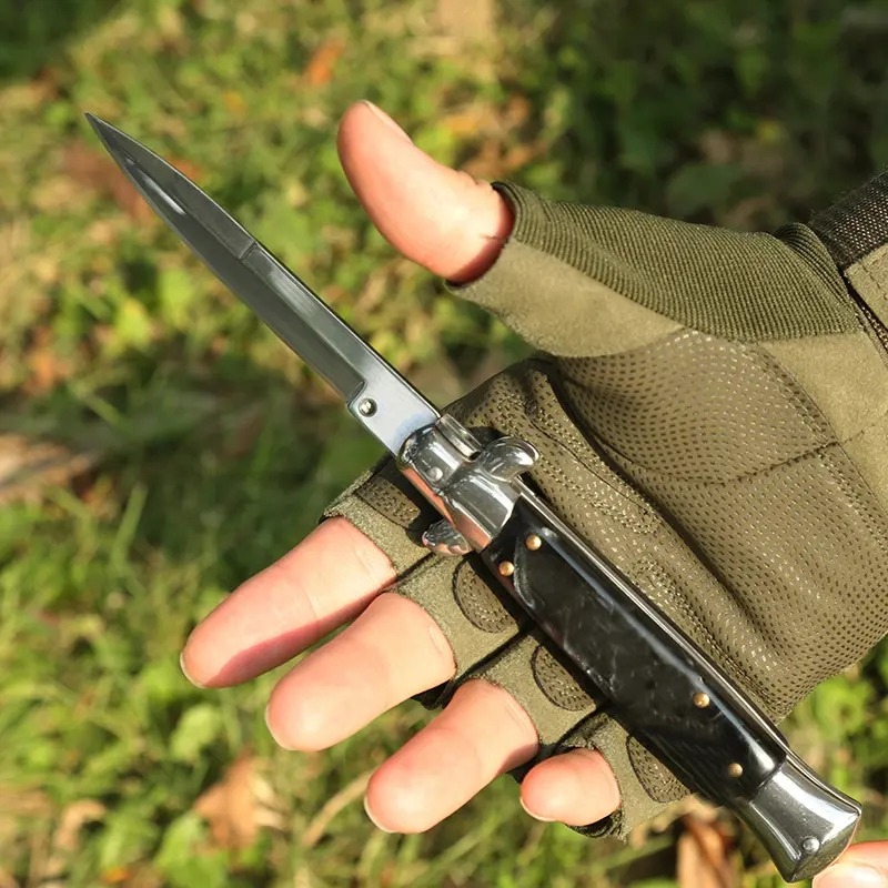 thumbnail image 4 of Navaja de bolsillo plegable para hombre, acabado revestido, hoja con punta caída, fibra de vidrio Grivory negra, mango súper ligero, 4 of 4