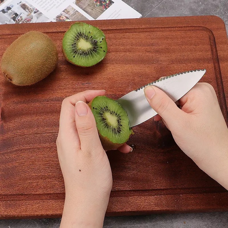 thumbnail image 3 of Kiwi Spoon Knife 2 en 1 Rebanador de Frutas de Aguacates Reutilizables Cucharas para pelar Acero Inoxidable Multiusos para el hogar Juego de 4 (Oro), 3 of 4