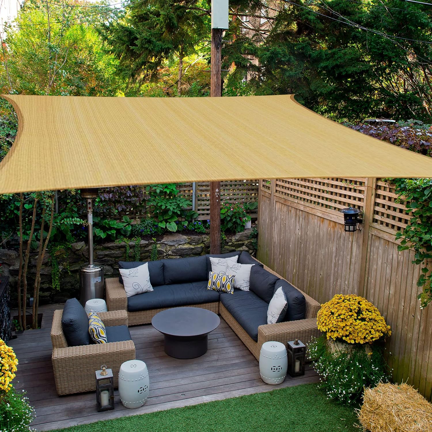thumbnail image 1 of Vela de Sombra Cuadrada 2x2 m, Tela de Sombra HDPE Transpirable (185 g/㎡), Red de Sombra 2 m Resistente 98% Protección contra Rayos UV para Patio Jardín Terraza Ca, 1 of 5