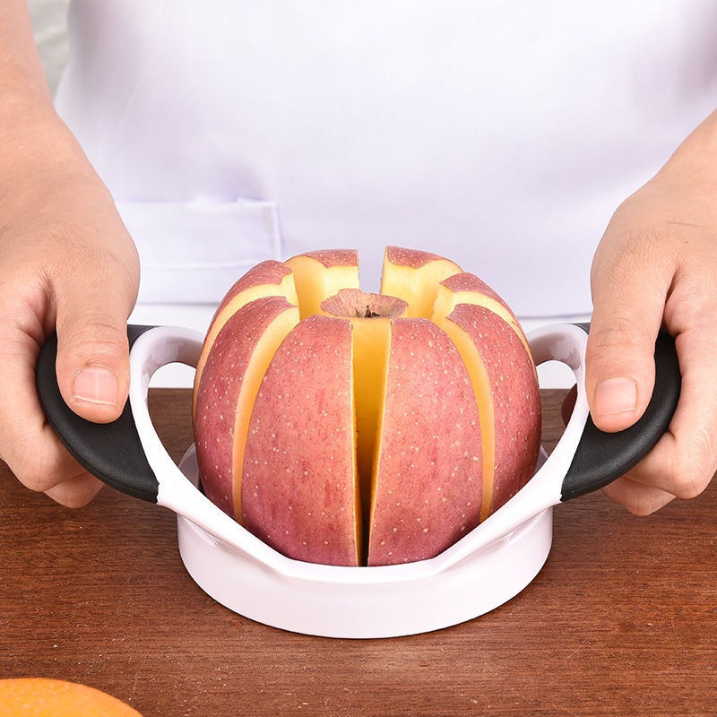 thumbnail image 2 of Cortador de manzanas YONGSHENG acero inoxidable con cuchillas afiladas y mango de plástico, 2 of 4