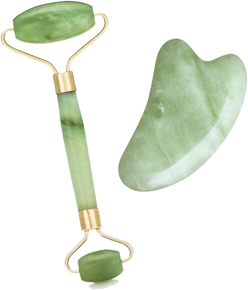thumbnail image 1 of Masajeador Facial YONGSHENG Rodillo de Jade Gua Sha Verde Natural Empaquetado en Caja, 1 of 5