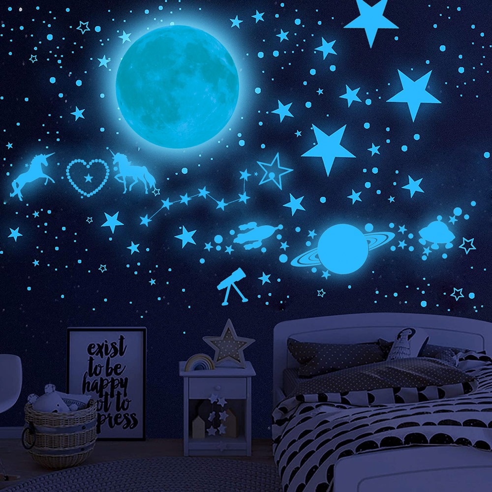 thumbnail image 2 of Estrellas que brillan en la oscuridad para el techo, pegatinas de pared de unicornio, decoración de pared de unicornio para dormitorio de niñas, planeta de estrellas de unicornio que brillan, 2 of 5