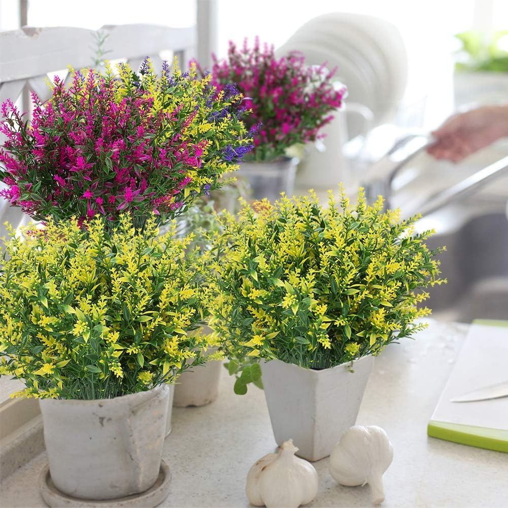 thumbnail image 4 of 8 paquetes de flores artificiales de lavanda para exteriores, arbustos resistentes a los rayos UV, vegetación de plástico falso para plantas colgantes de interior y exterior, jardín, porche,, 4 of 5