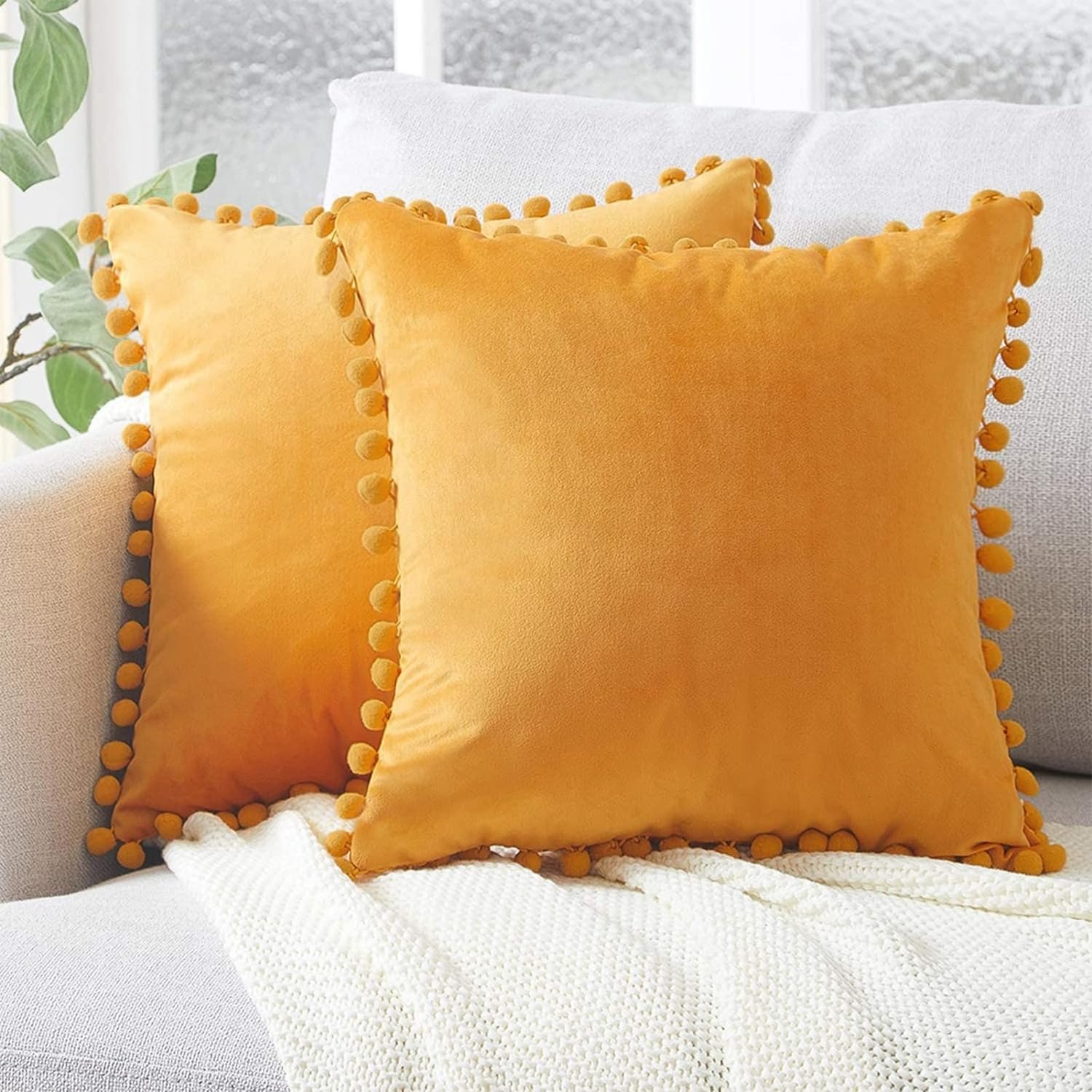 thumbnail image 1 of Top Finel Fundas de almohada decorativas de 18 x 18, juego de 2 fundas de almohada de terciopelo suave para sofá, fundas de cojín bohemias de granja para dormitorio, 1 of 5